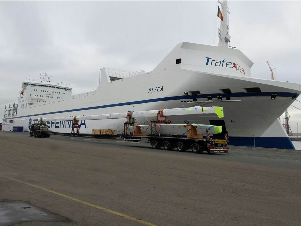 Broshuis 4AOU-58-3-15_Wing Carrier_Nr. E8333-3