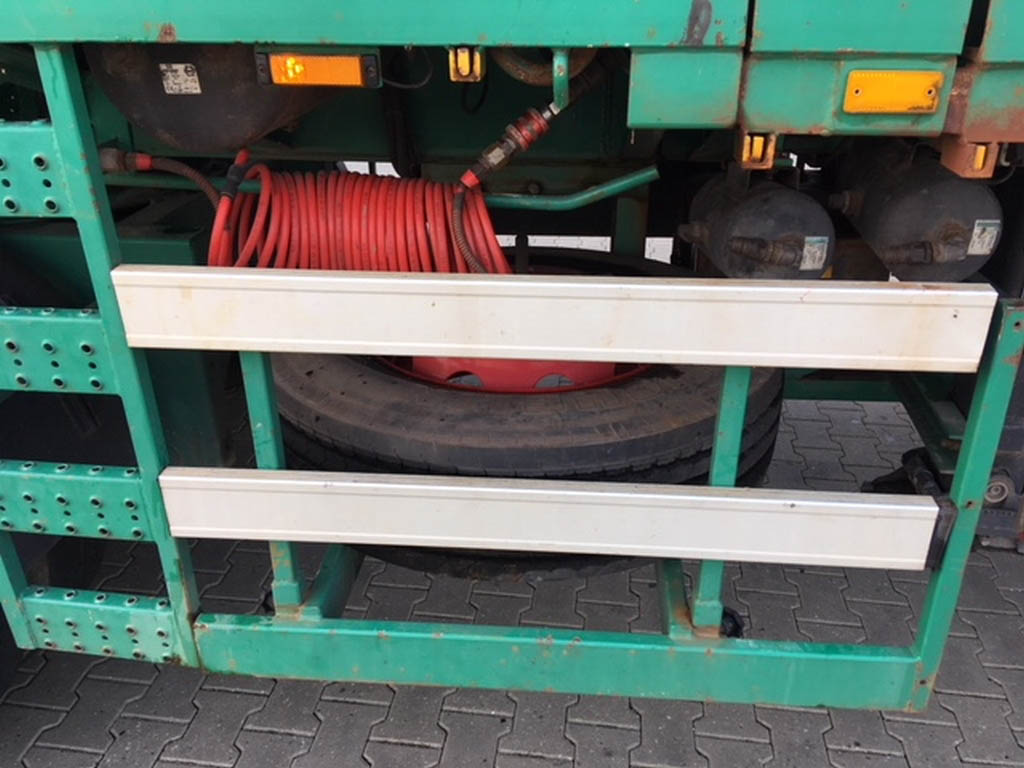 Broshuis 4AOU-58-3 Triple Trailer Ref. 186--8